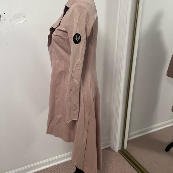 Cardinal with long back - Picture 3 of 5